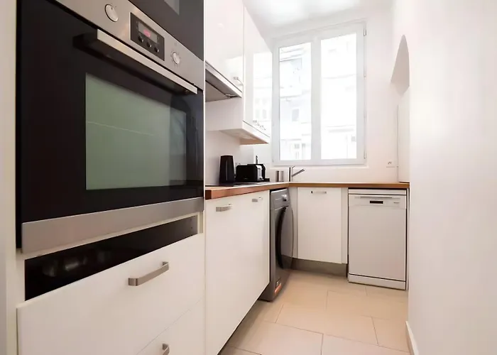 Tbs 322 - Superb With Eiffel Tower View *