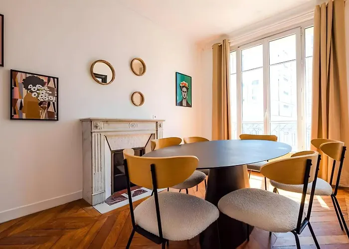 Tbs 322 - Superb With Eiffel Tower View *